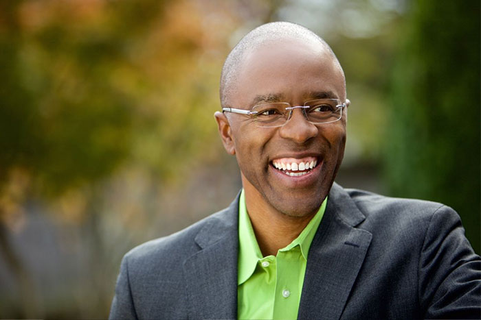 Transformation consultant and trainer Greg Bell will be the keynote speaker at the 2022 Farwest Show in Portland, Oregon.